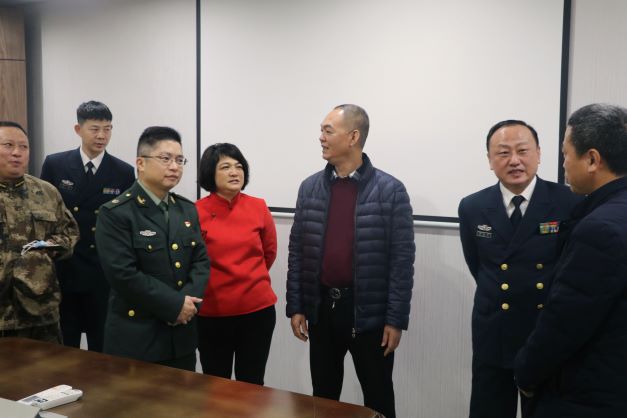 熱烈歡迎東莞軍分區(qū)大校政治委員劉松濤一行蒞臨我司調(diào)研指導(dǎo)(圖5)