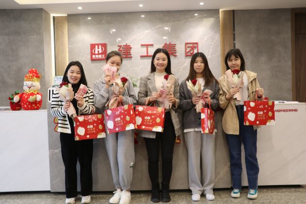心有主張，自帶光芒——東莞建工集團(tuán)祝大家女神節(jié)快樂(lè)(圖4)