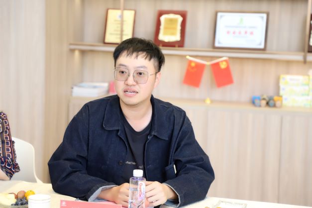 東莞市政協(xié)副主席羅斌一行蒞臨我司調(diào)研指導(圖9)