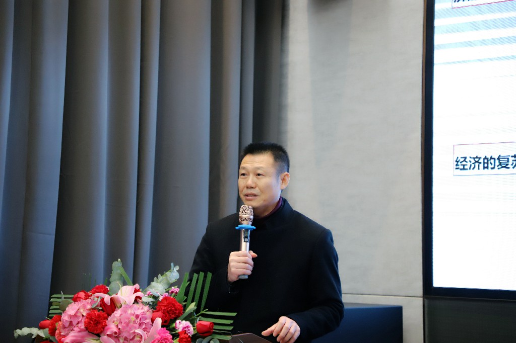 集團(tuán)2023年度總結(jié)暨2024年度戰(zhàn)略規(guī)劃會(huì)議成功召開(圖7)